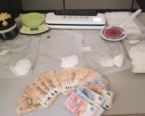 Pescara arresti per detenzione di sostanze stupefacenti