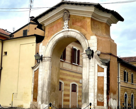 Porta Castello all’Aquila