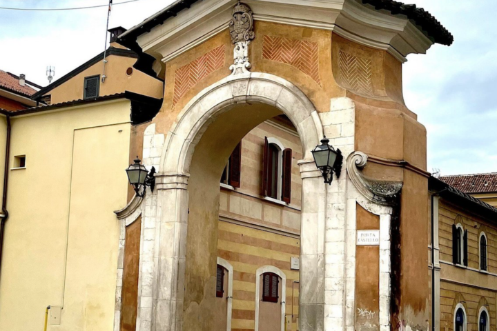 Porta Castello all’Aquila