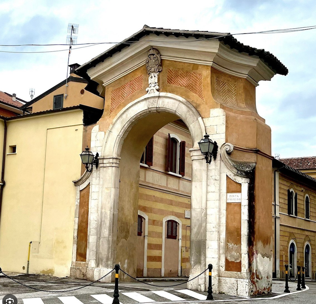 Porta Castello all’Aquila