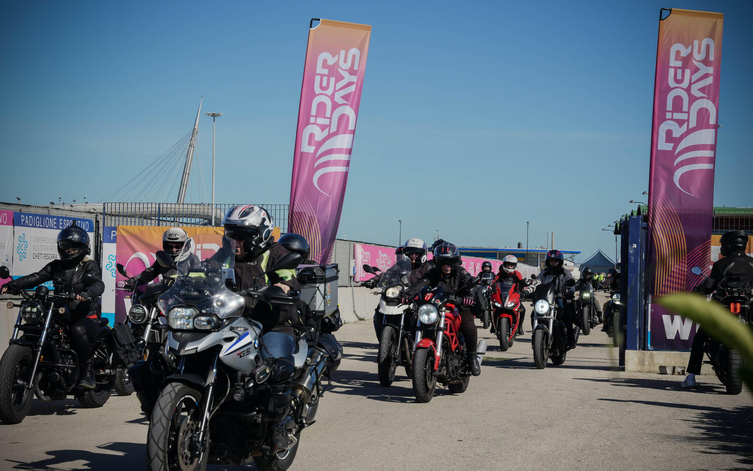 Dal 29 al 31 maggio il Porto Turistico Marina di Pescara ospita l’edizione 2026 di RiderDays. Attesi migliaia di appassionati da tutta Italia. Cresce il mototurismo: «Il 70% degli iscritti arriva da fuori regione»