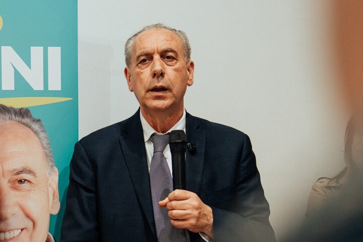 Giovanni Legnini, candidato sindaco al Comune di Chieti
