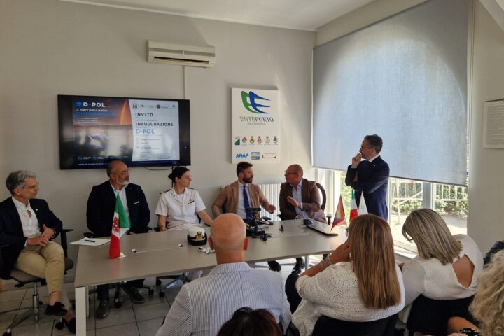 Presentazione all’Ente porto di Giulianova del nuovo dispositivo per la pulizia del porto