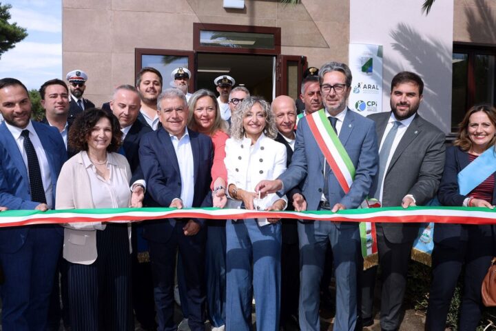 Inaugurazione del centro per l’impiego di roseto