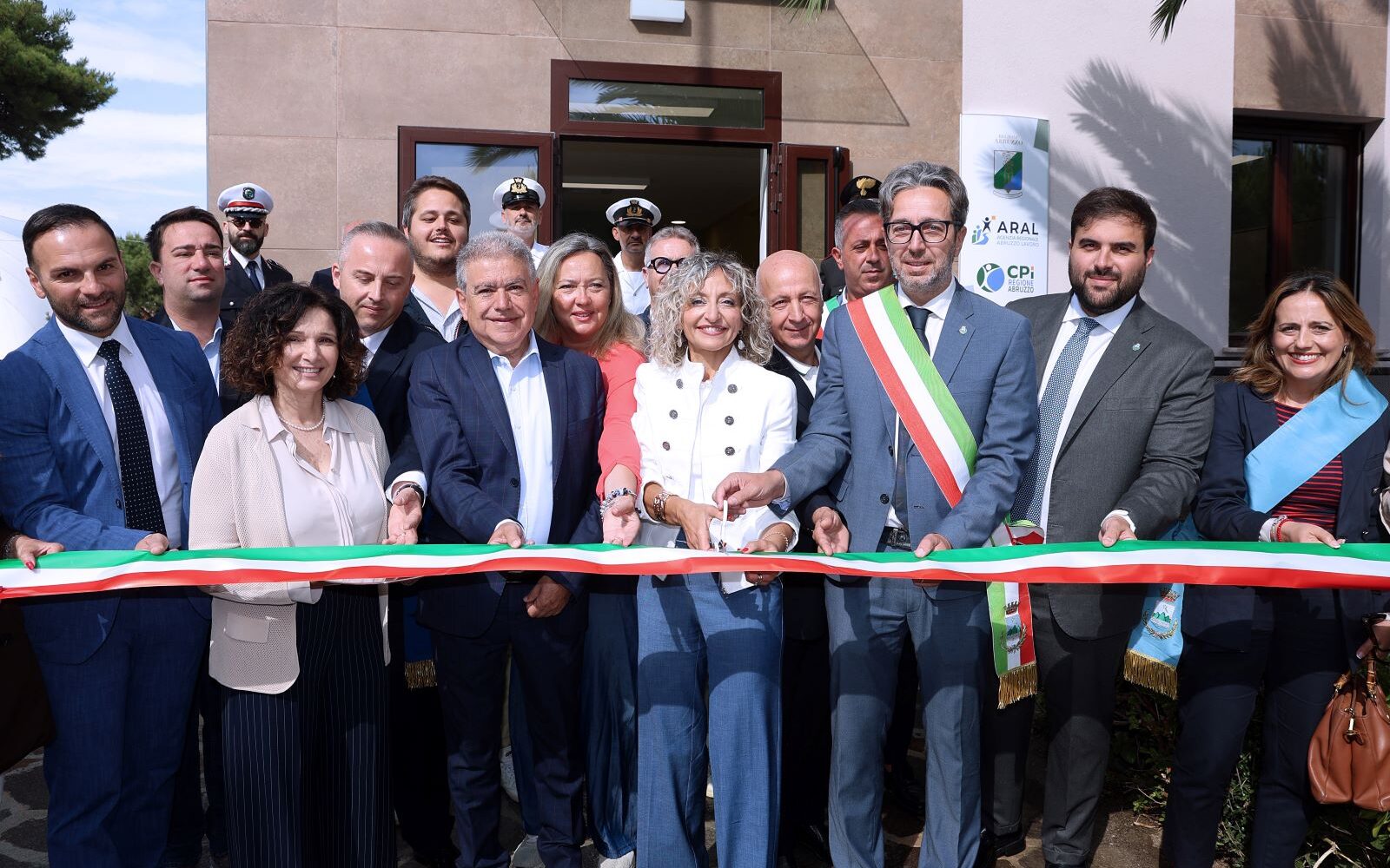 Inaugurazione del centro per l’impiego di roseto
