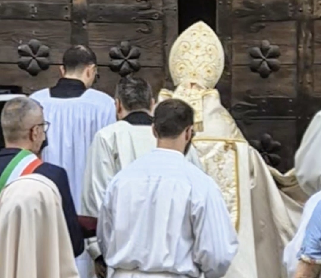Apertura della basilica della cattedrale di Atri per perdono celestiniano