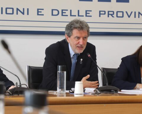 Il Presidente della Regione Abruzzo, Marco Marsilio ha annunciato di aver ricevuto dalla Corte dei Conti notizia dell'approvazione della delibera n.1 relativa ai contributi per gli sfollati del quartiere Santa Maria di Chieti