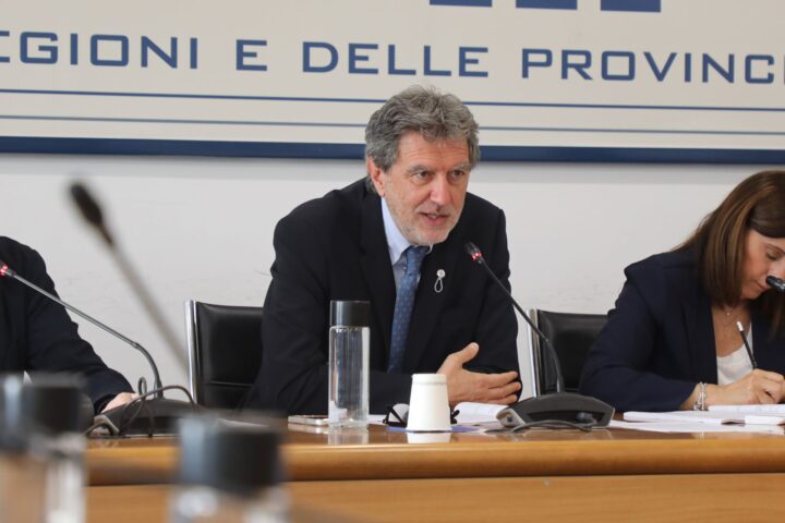 Il Presidente della Regione Abruzzo, Marco Marsilio ha annunciato di aver ricevuto dalla Corte dei Conti notizia dell'approvazione della delibera n.1 relativa ai contributi per gli sfollati del quartiere Santa Maria di Chieti