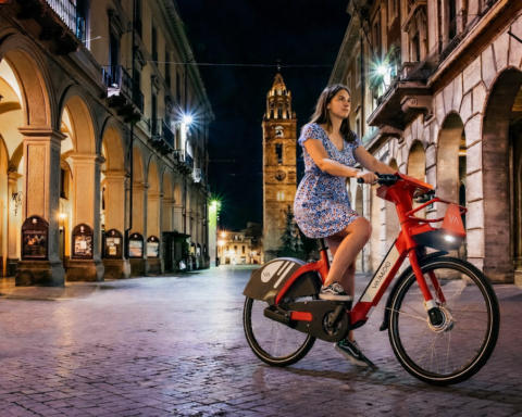IL SERVIZIO DI EBIKE SHARING IN ABRUZZO È ORA ATTIVO 24 ORE SU 24, 7 GIORNI SU 7"