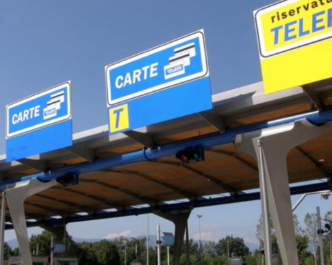 A14, lavori di pavimentazione: chiusura notturna della stazione di Pescara Nord e dell’area di servizio Torre Cerrano Est