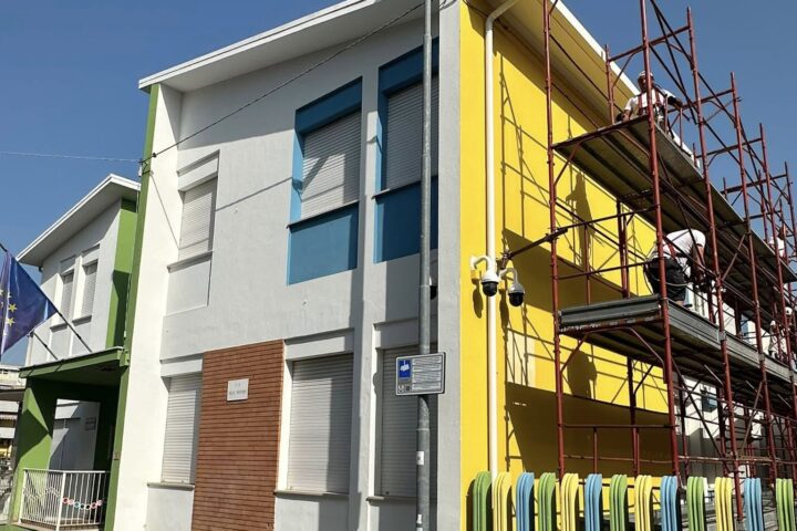 Lavori di messa in sicurezza alla scuola di Alba Adriatica