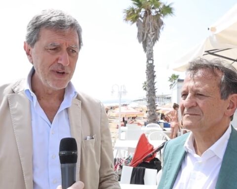 Il governatore Marsilio e l’assessore D’Annuntiis ad Alba Adriatica