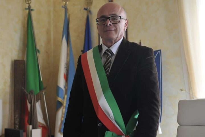 Il sindaco di Tortoreto Domenico Piccioni