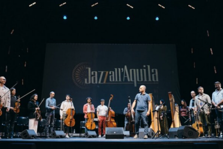 L’AQUILA 2026, SIGLATO IL PROTOCOLLO QUINQUENNALE PER IL JAZZ ITALIANO PER LE TERRE DEL SISMA. BIONDI: “SOLIDITÀ E PROSPETTIVA PER RAFFORZARE DIMENSIONE INTERNAZIONALE”
