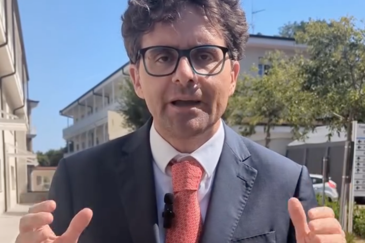 Il sindaco di Vasto, Francesco Menna denuncia l’assenza della guardia medica turistica a Vasto Marina