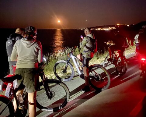 Pedalata notturna sulla costa dei trabocchi