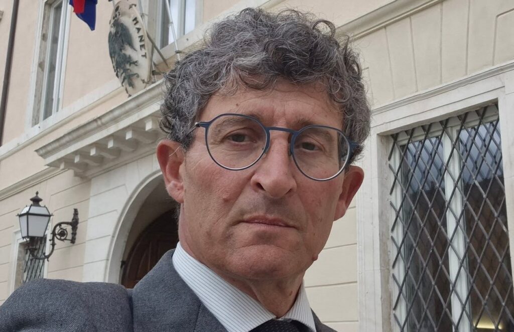 Roberto Tinari
