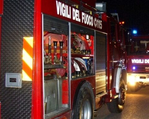Vigili del Fuoco in azione di notte