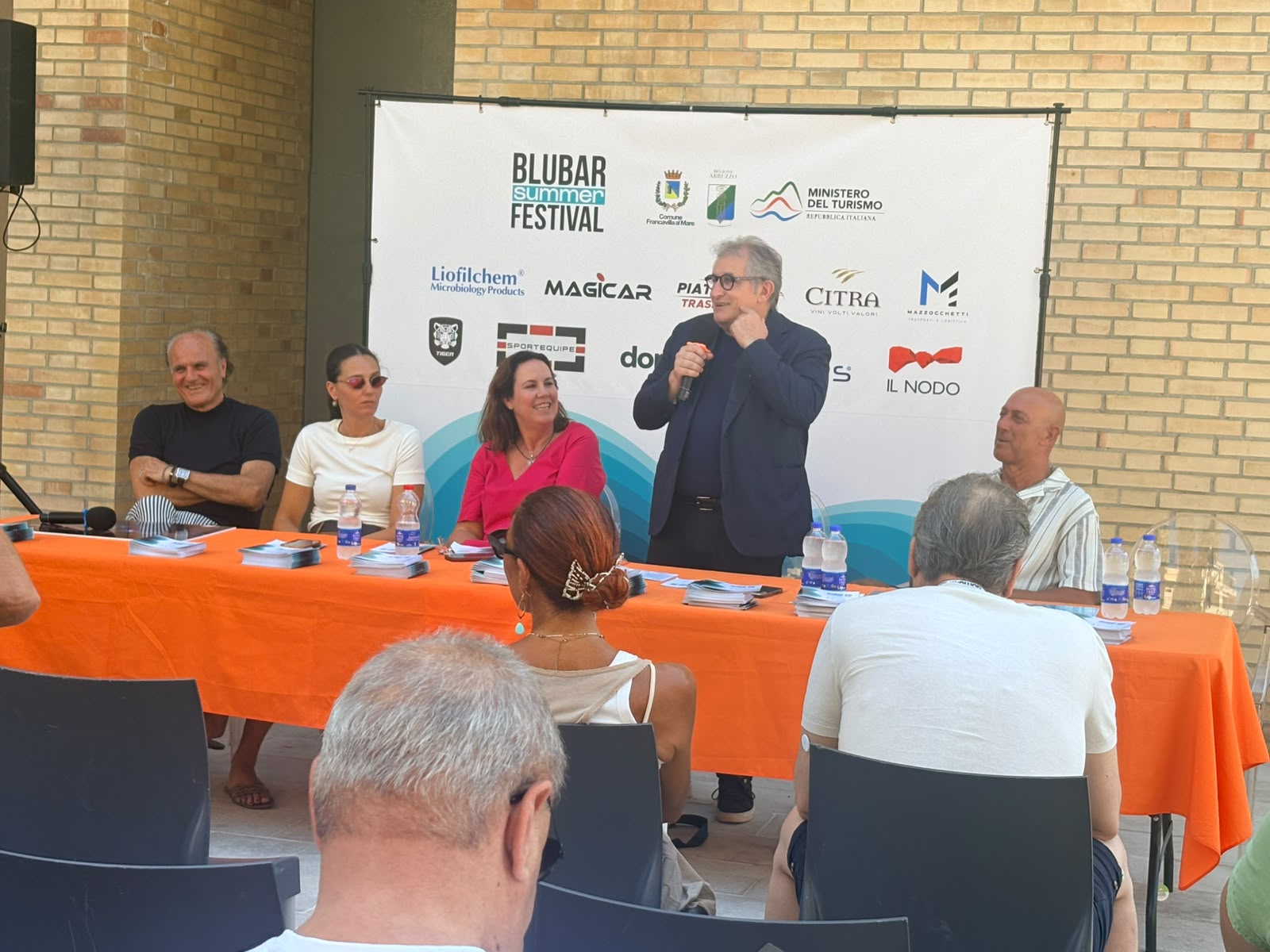 conferenza stampa blu bar summer festival