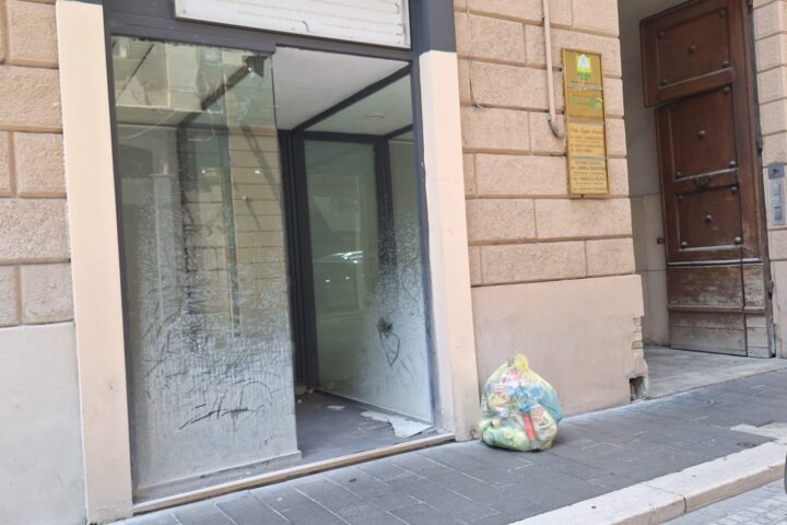 Chieti_negozi_sfitti