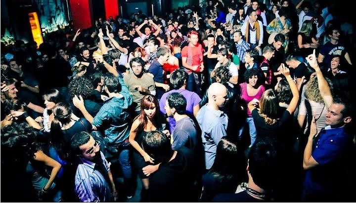 Stop musica in una struttura ricettiva sul lungomare