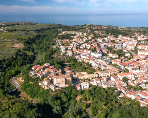 UNA VEDUTA DI FOSSACESIA