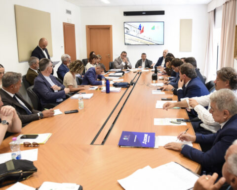 La conferenza di questa mattina in regione sulla grandinata nel teramano