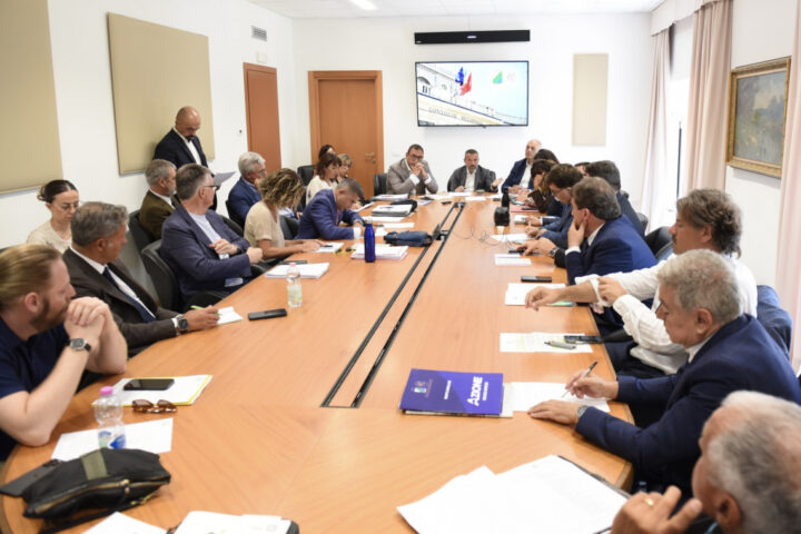 La conferenza di questa mattina in regione sulla grandinata nel teramano