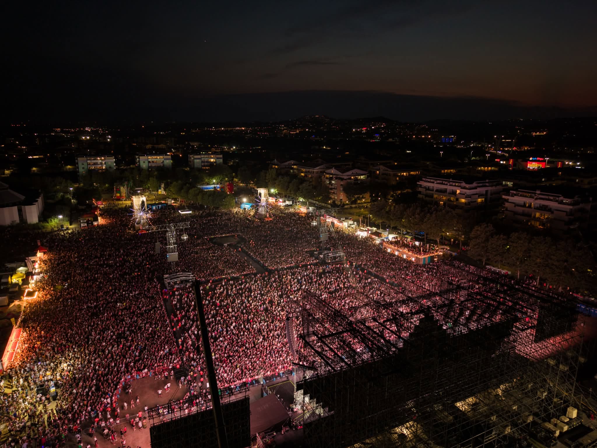 Jova Summer Party a Montesilvano