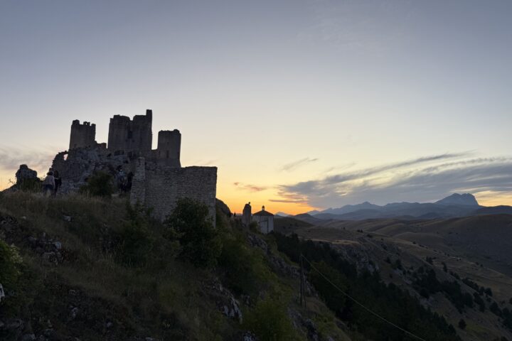 Rocca Calascio al tramonto, Abruzzo