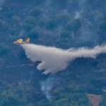 Canadair in azione per lo spegnimento incendi nell’Aquilano