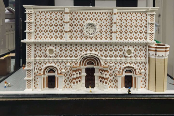 Basilica di Collemaggio in Lego