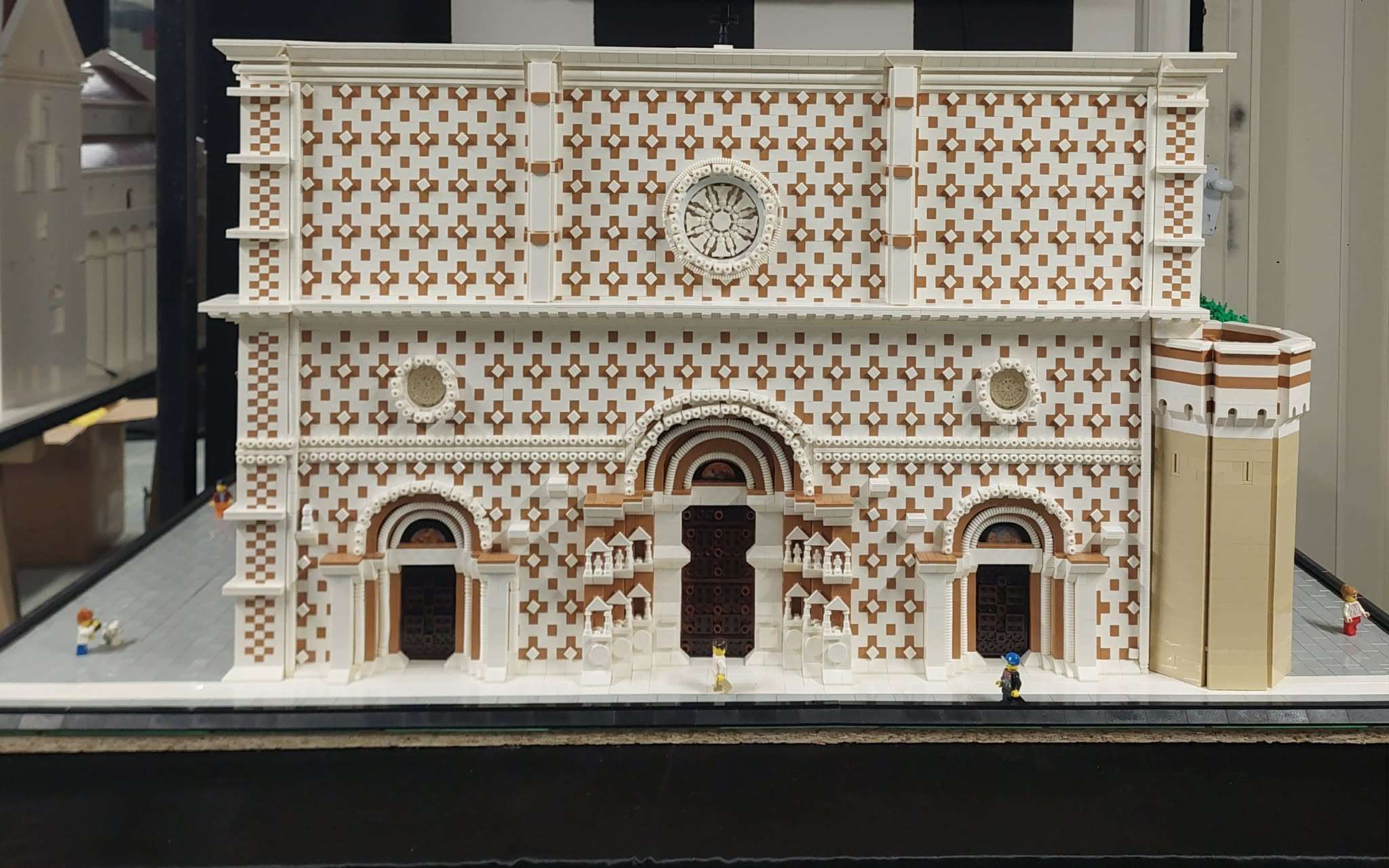 Basilica di Collemaggio in Lego